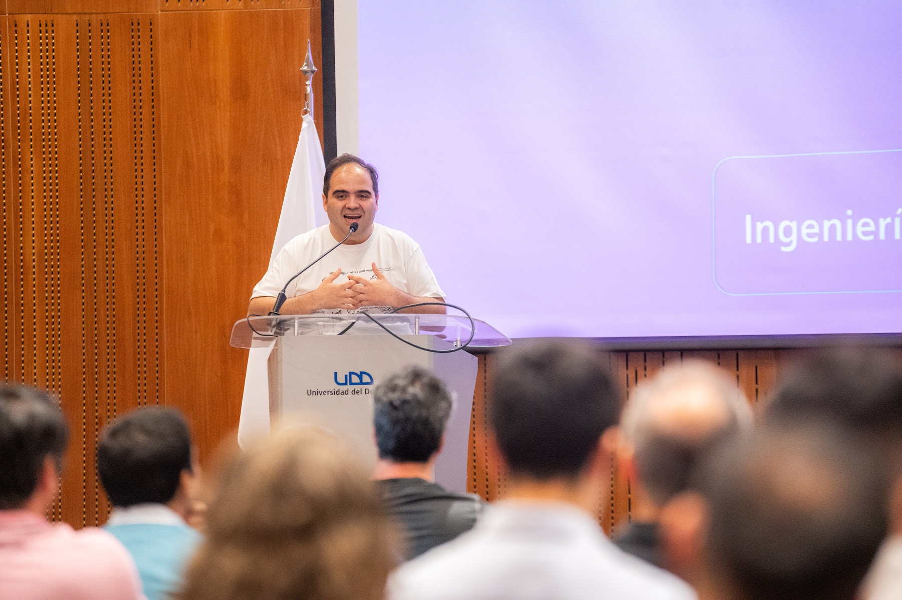 Foto 15 de Conferencia IADevs 2024