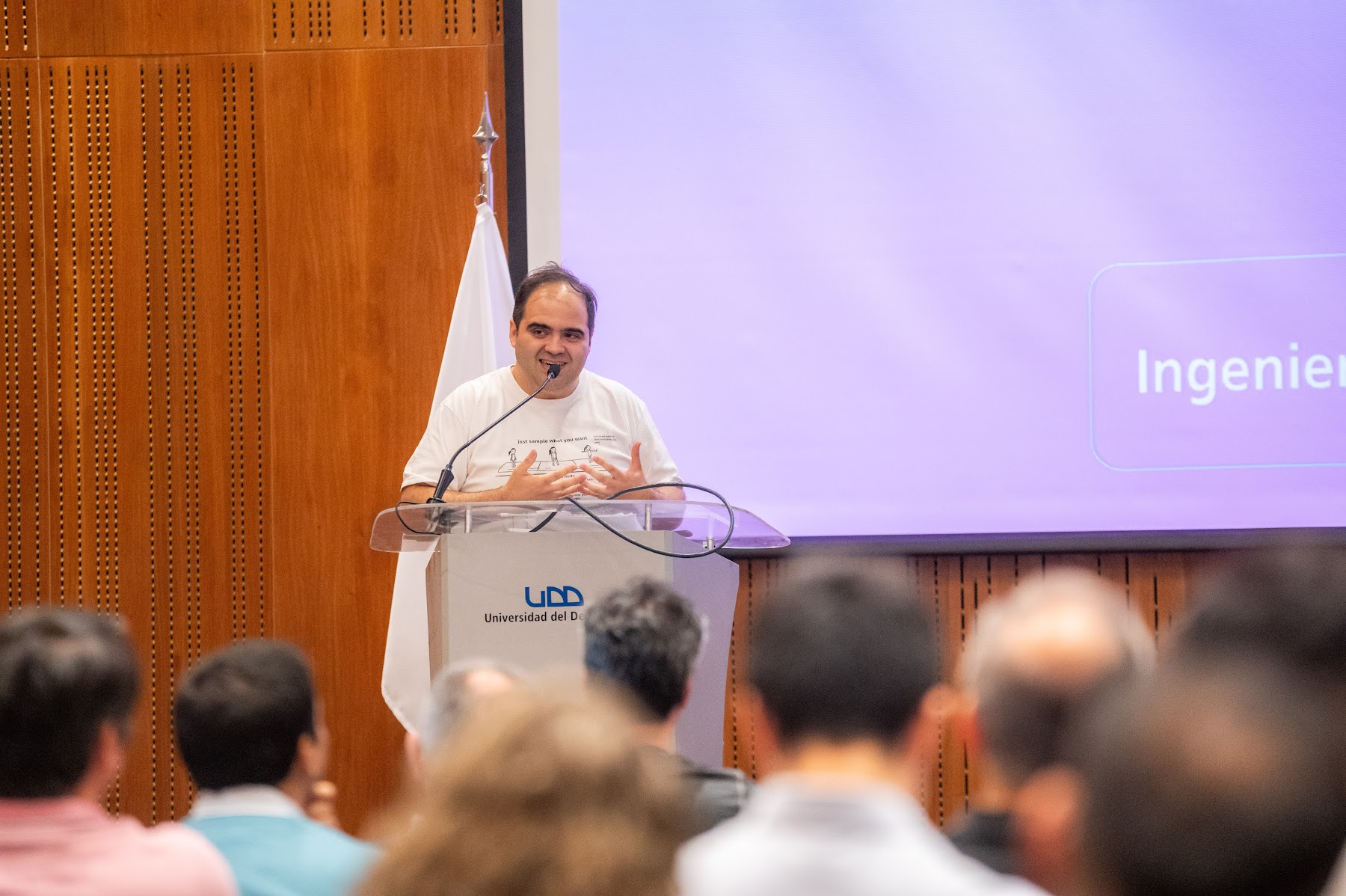 Foto 16 de Conferencia IADevs 2024