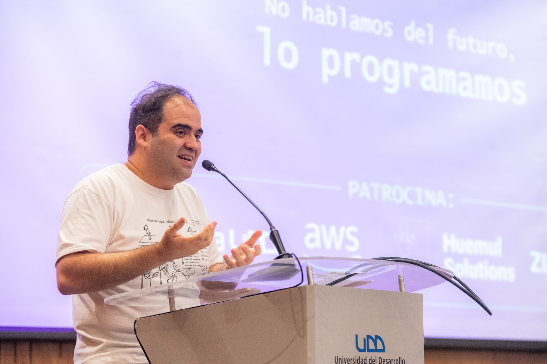 Foto 19 de Conferencia IADevs 2024