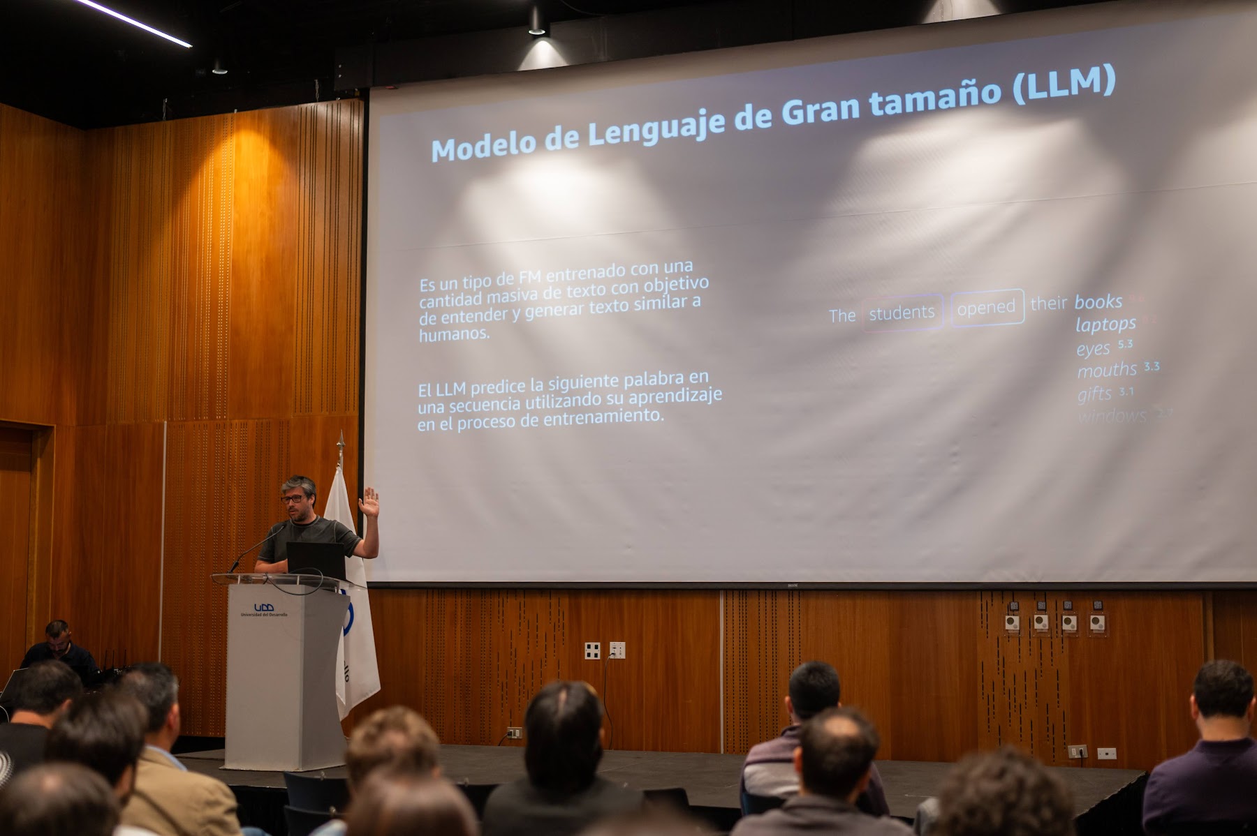 Foto 35 de Conferencia IADevs 2024