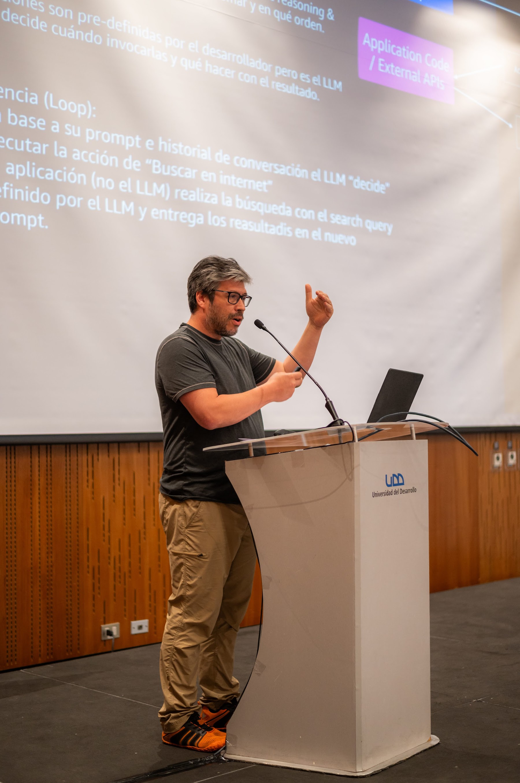 Foto 38 de Conferencia IADevs 2024