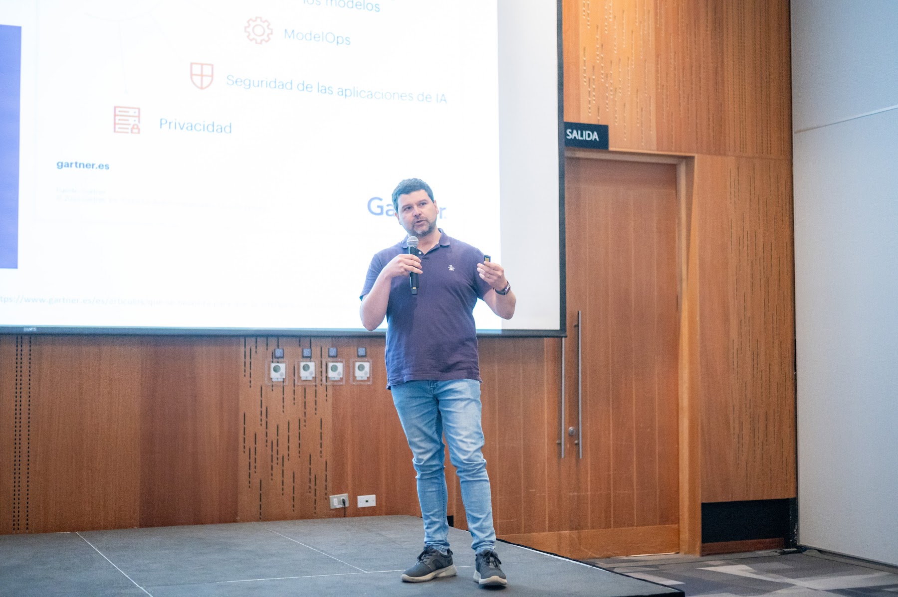 Foto 91 de Conferencia IADevs 2024