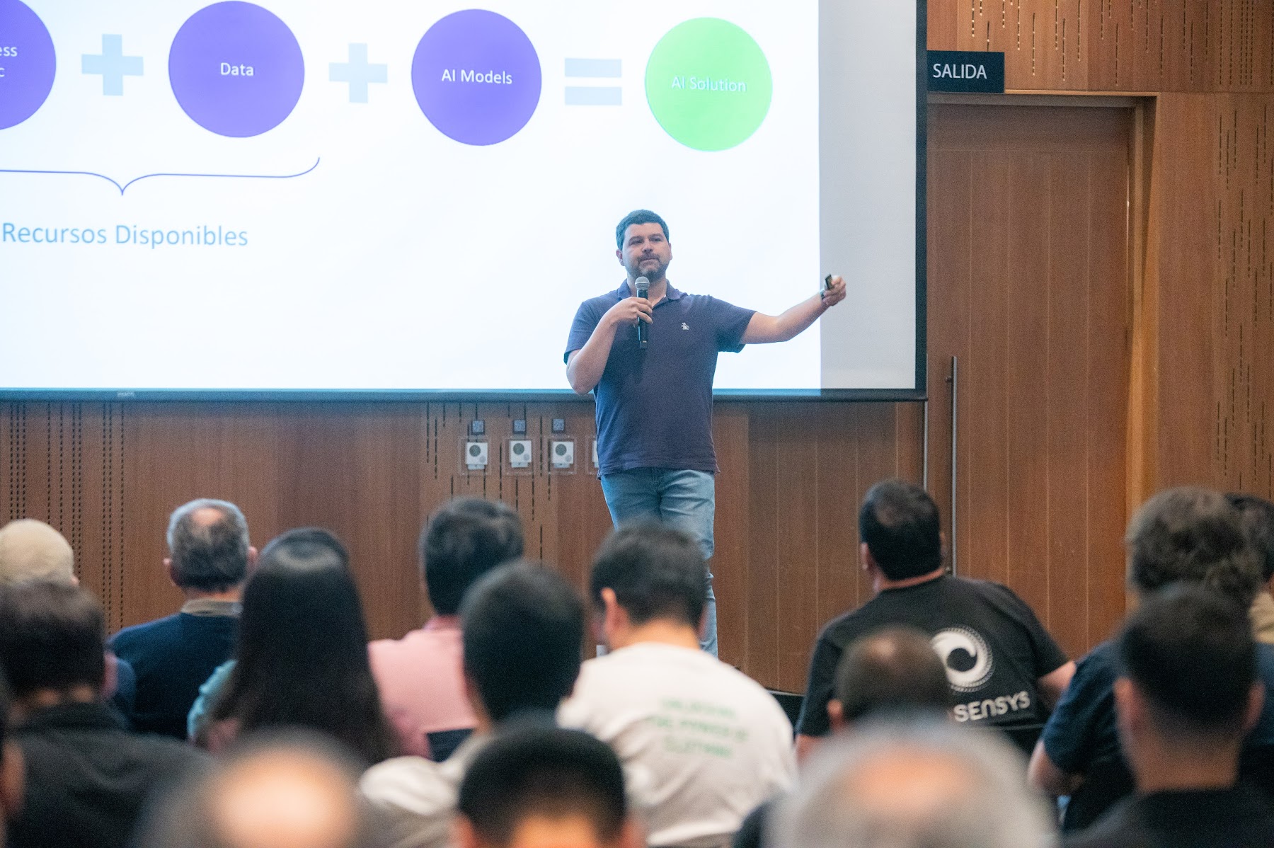 Foto 96 de Conferencia IADevs 2024