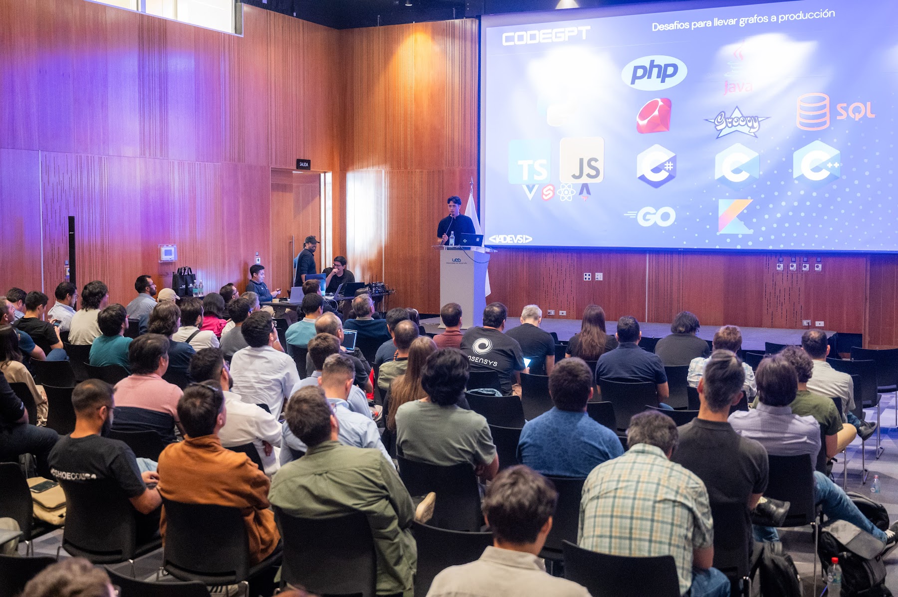 Foto 149 de Conferencia IADevs 2024