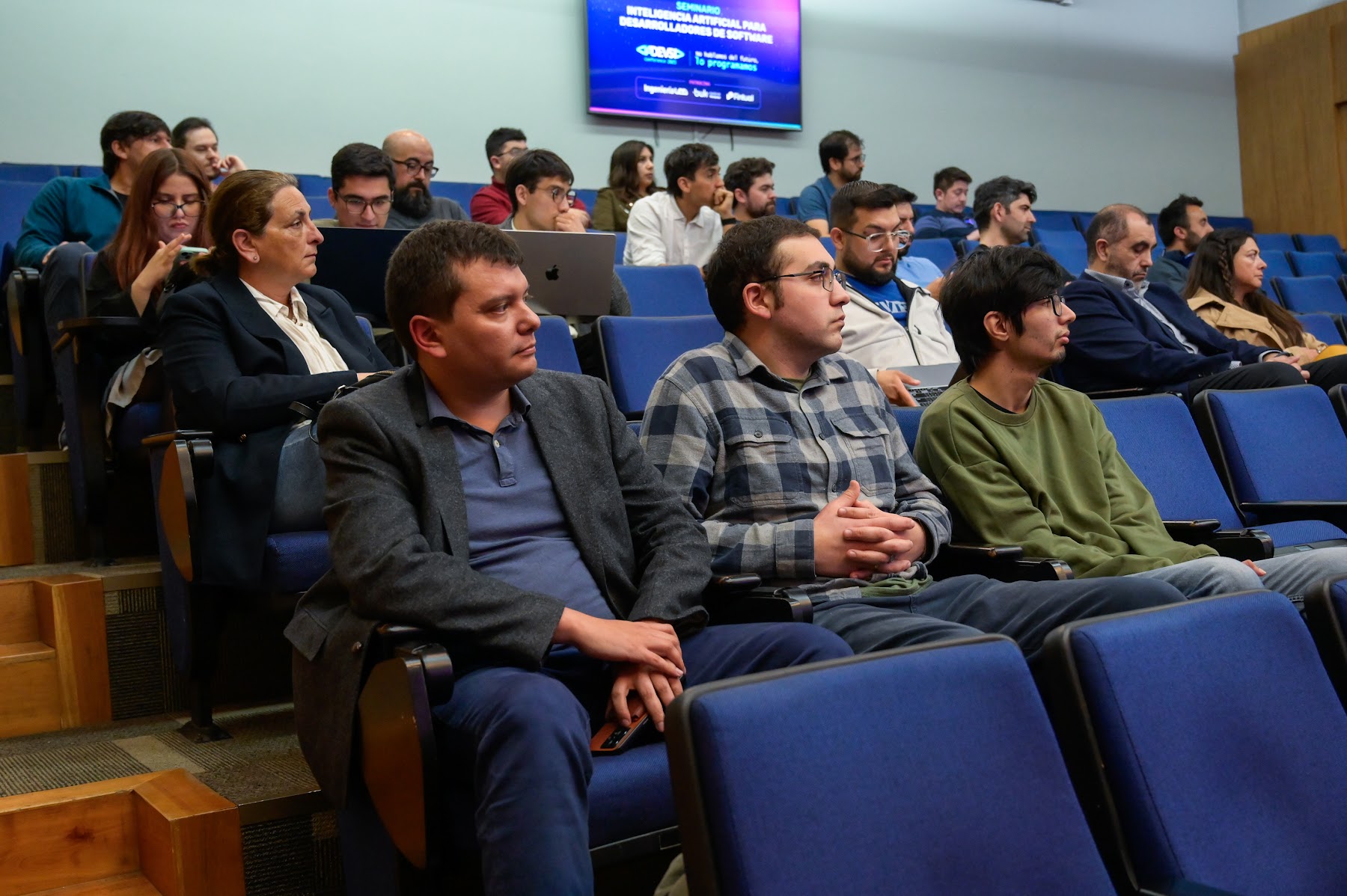 Foto 17 de Conferencia IADevs 2025 Concepción