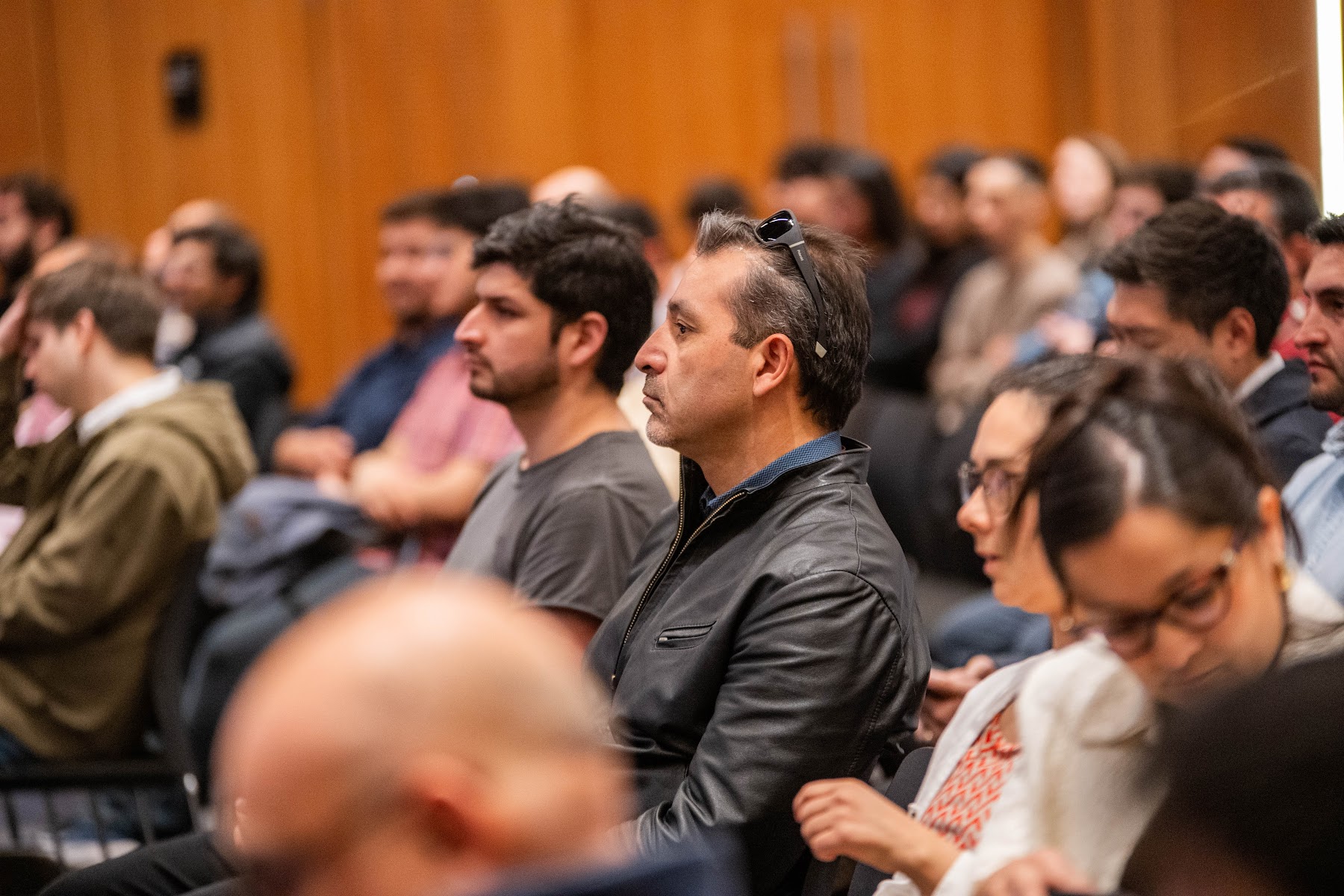 Foto 8 de Conferencia IADevs 2025 Santiago