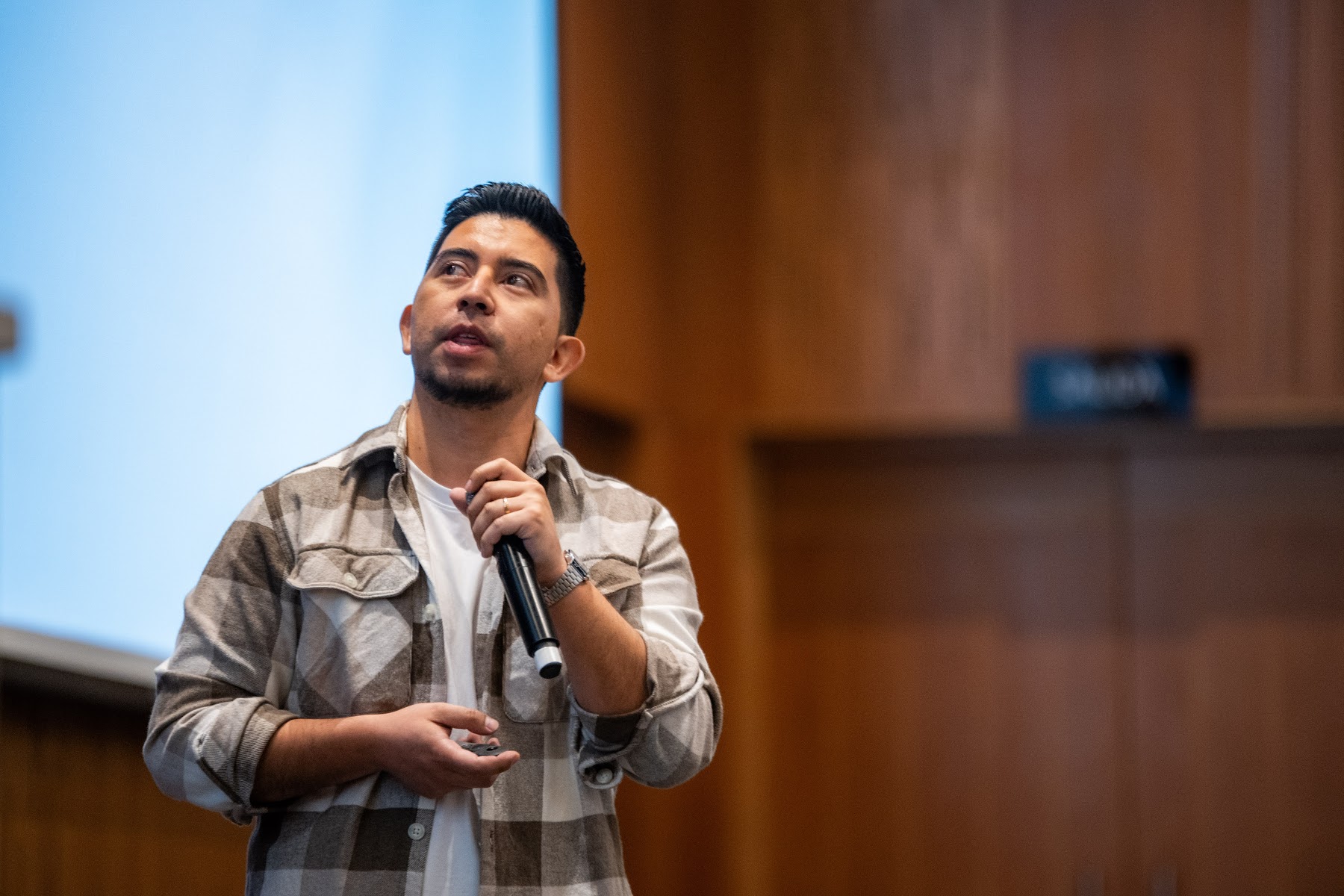 Foto 16 de Conferencia IADevs 2025 Santiago