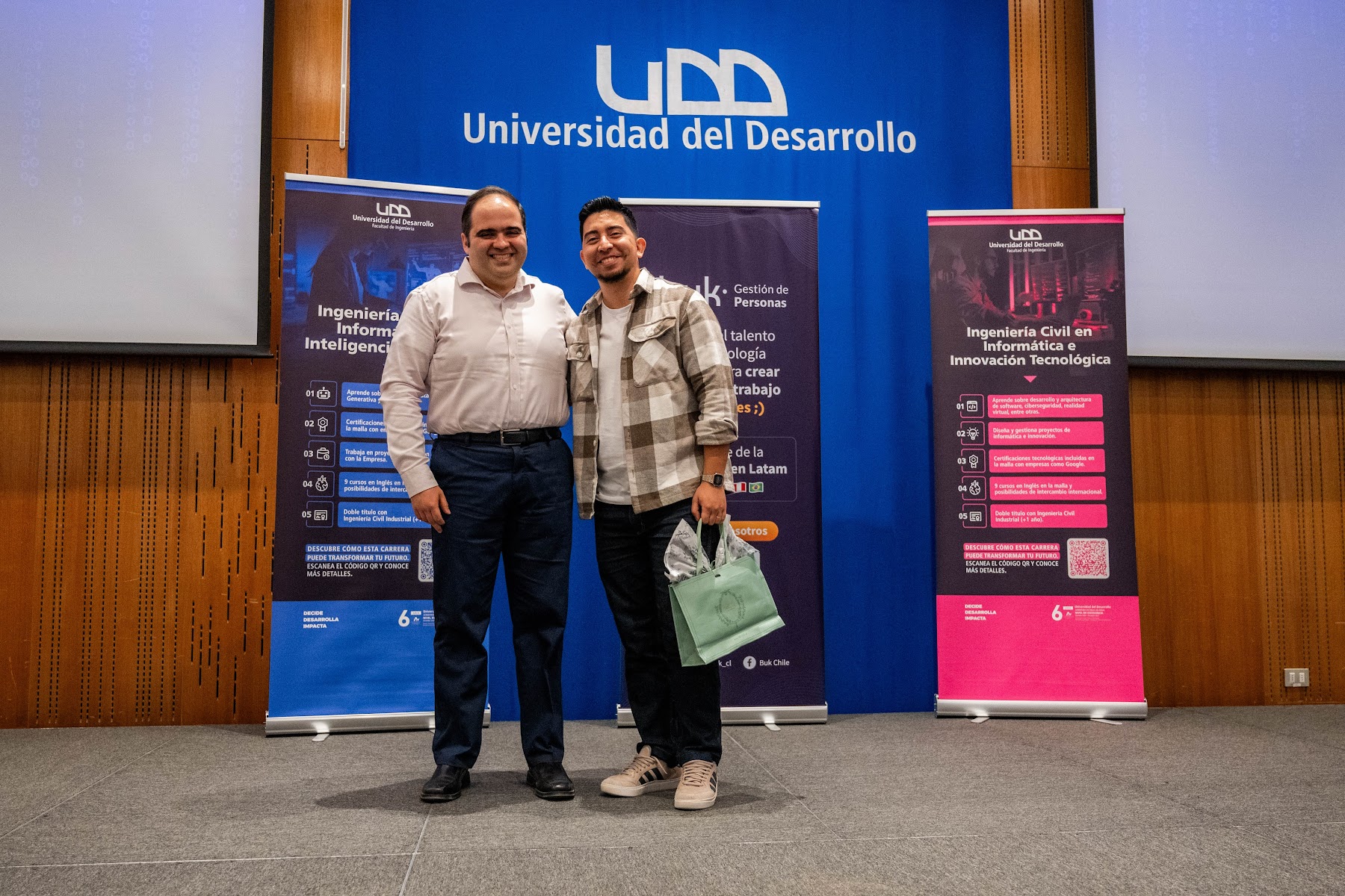 Foto 33 de Conferencia IADevs 2025 Santiago