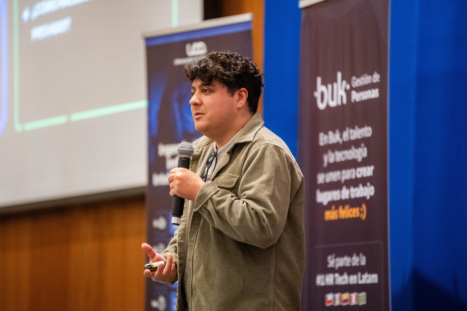 Foto 36 de Conferencia IADevs 2025 Santiago