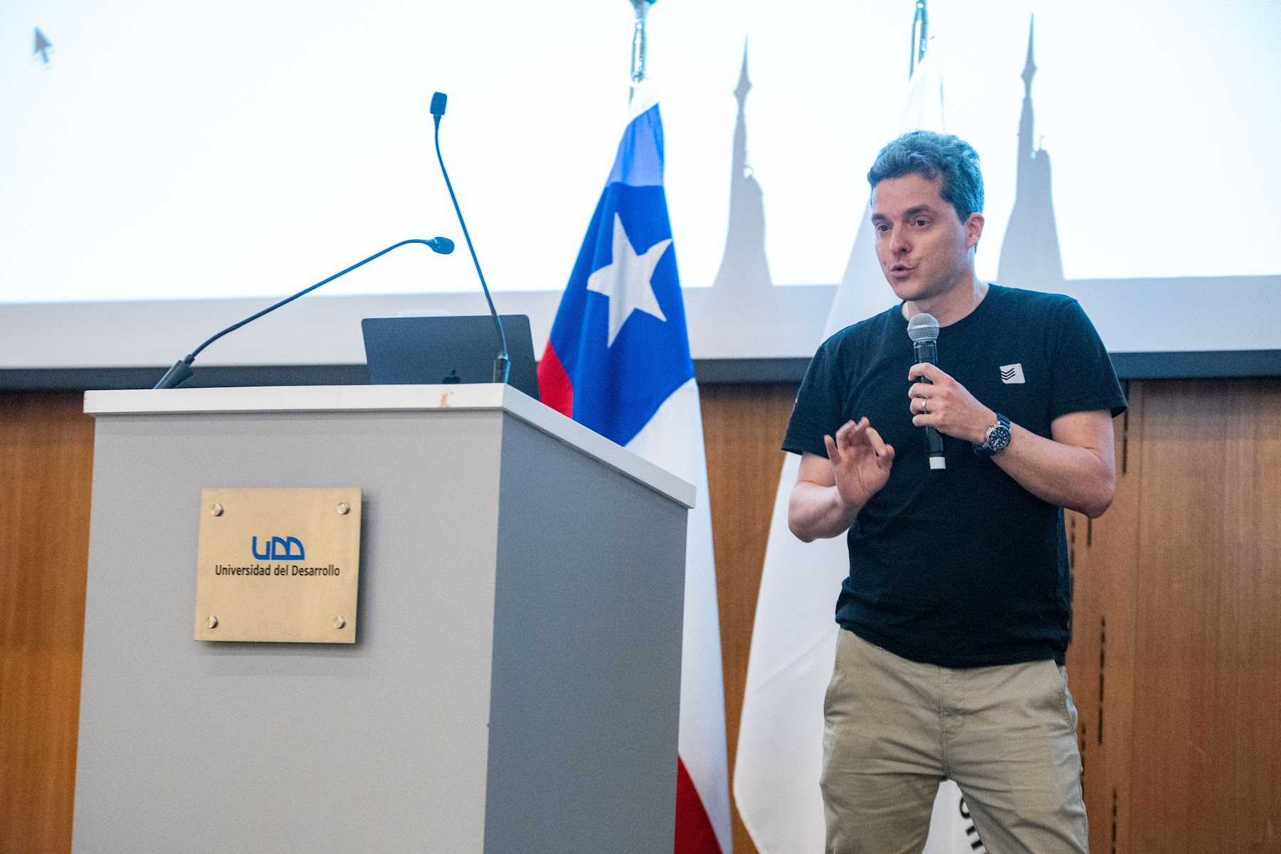 Foto 42 de Conferencia IADevs 2025 Santiago