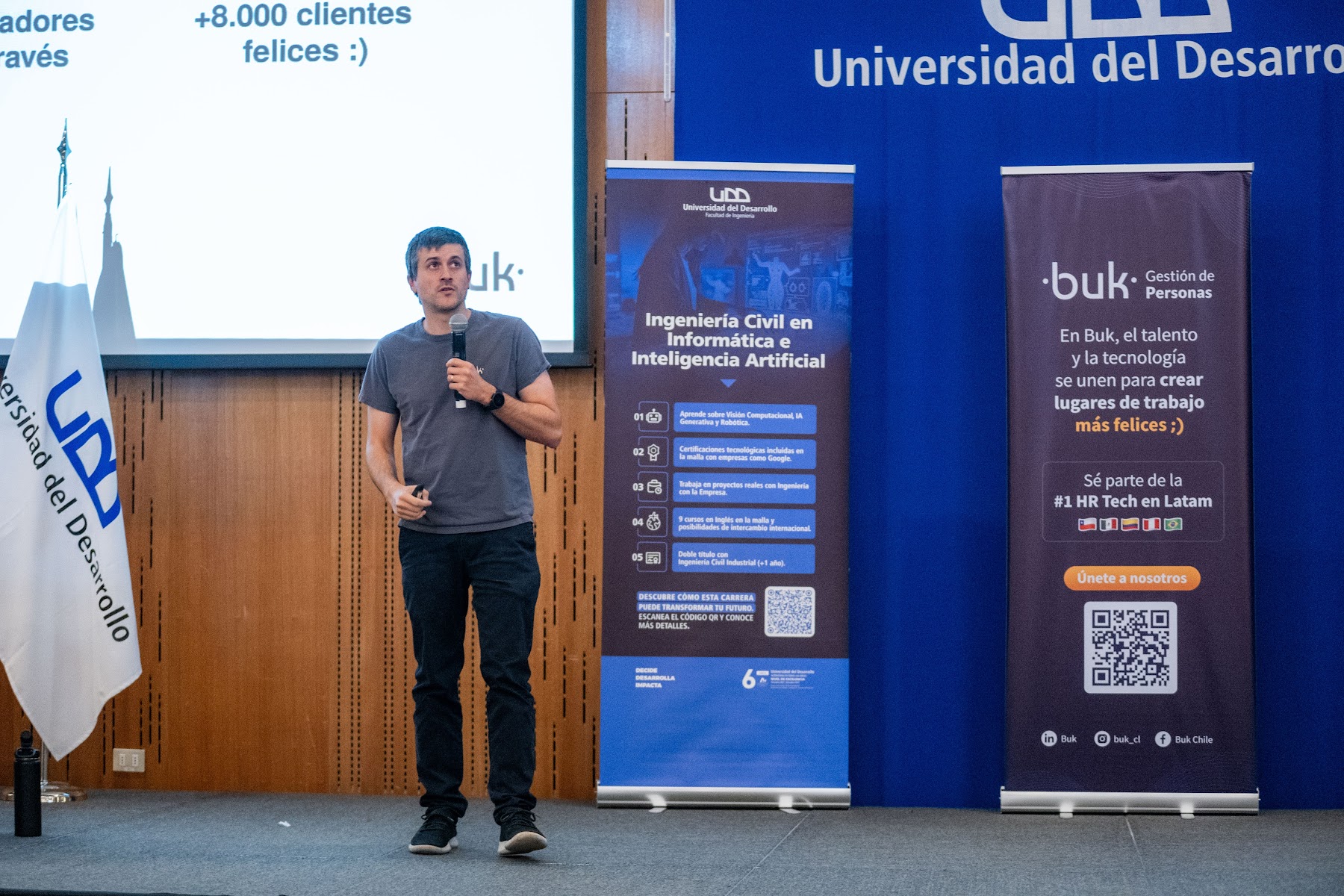 Foto 55 de Conferencia IADevs 2025 Santiago