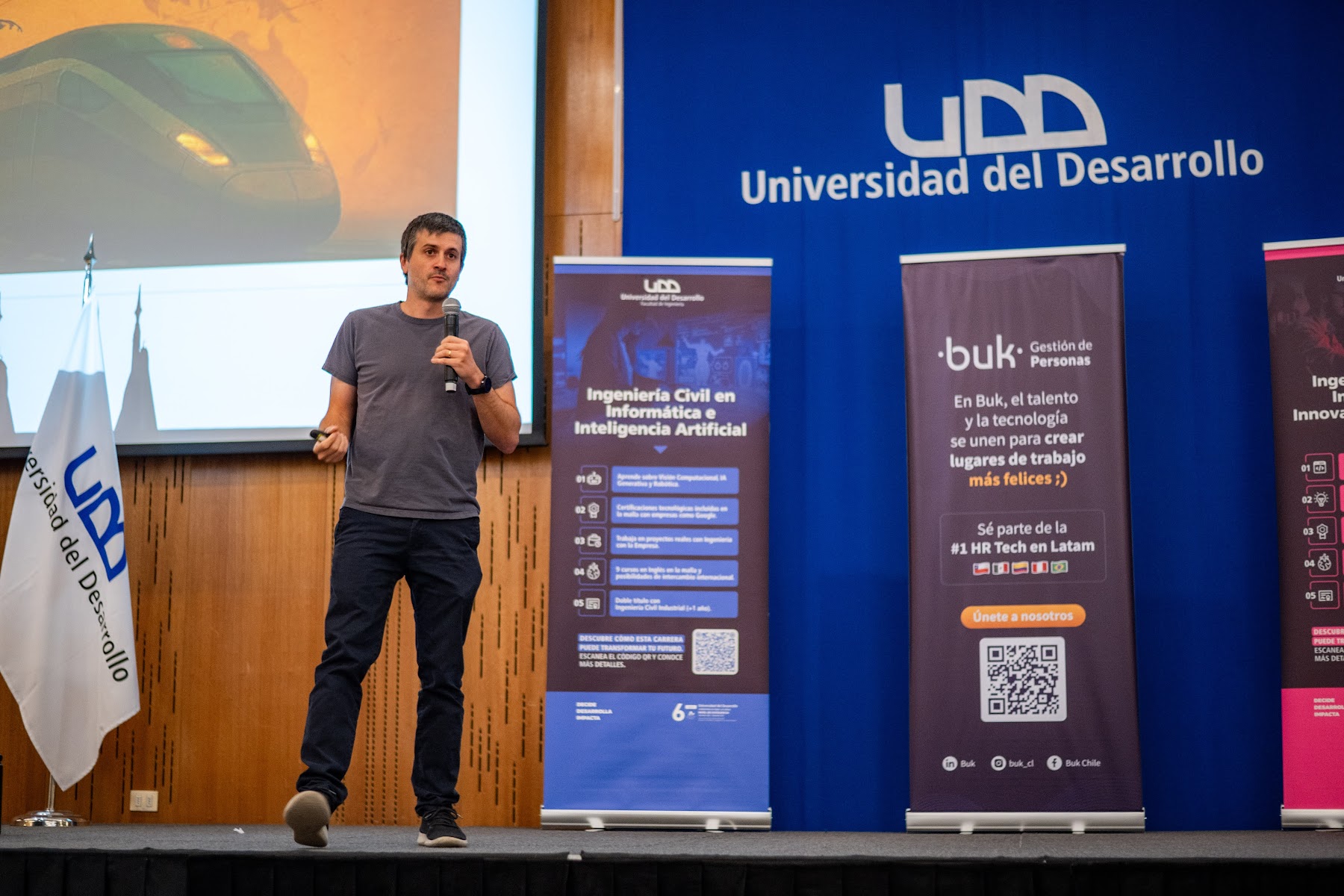 Foto 61 de Conferencia IADevs 2025 Santiago