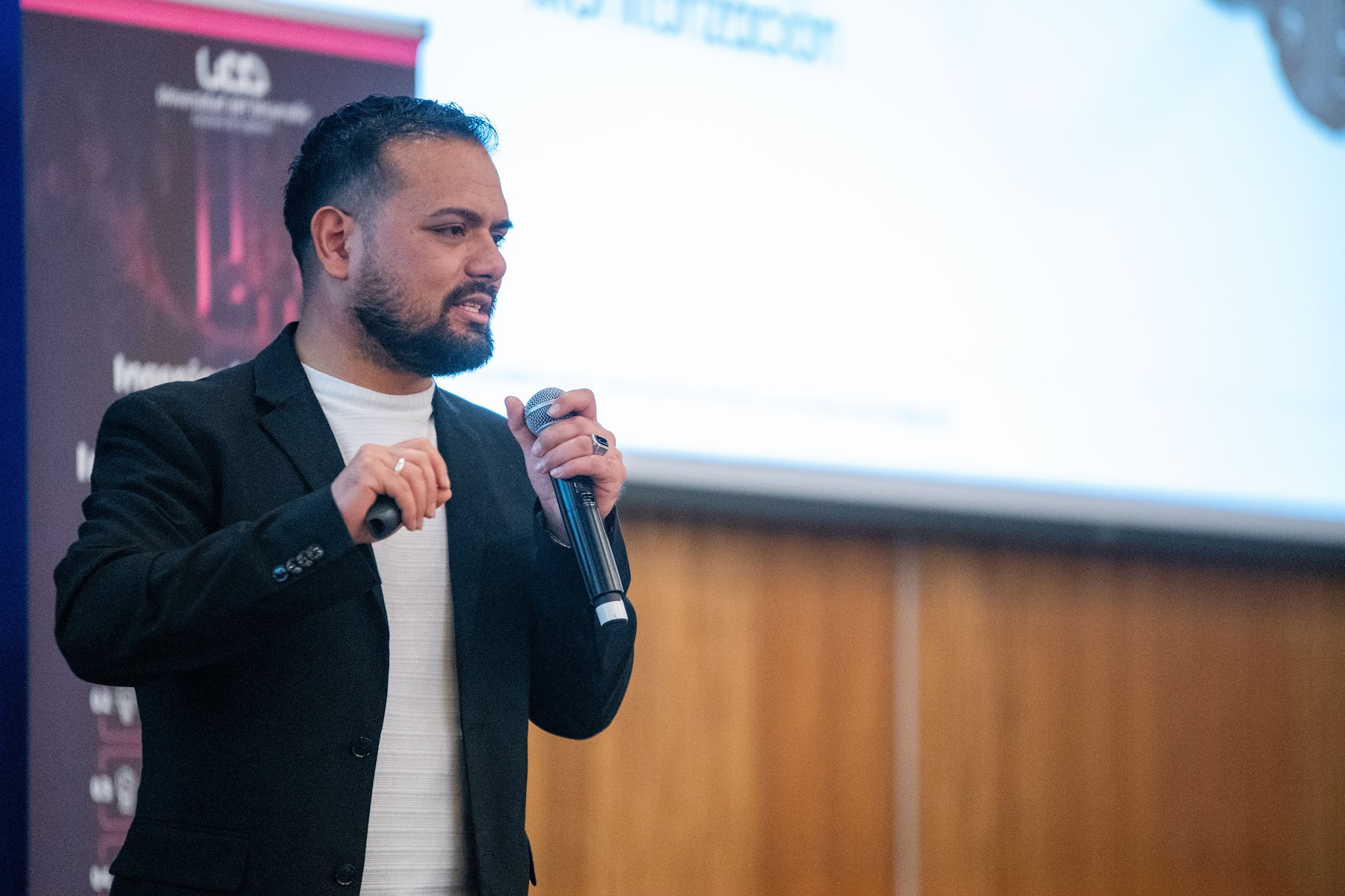 Foto 74 de Conferencia IADevs 2025 Santiago