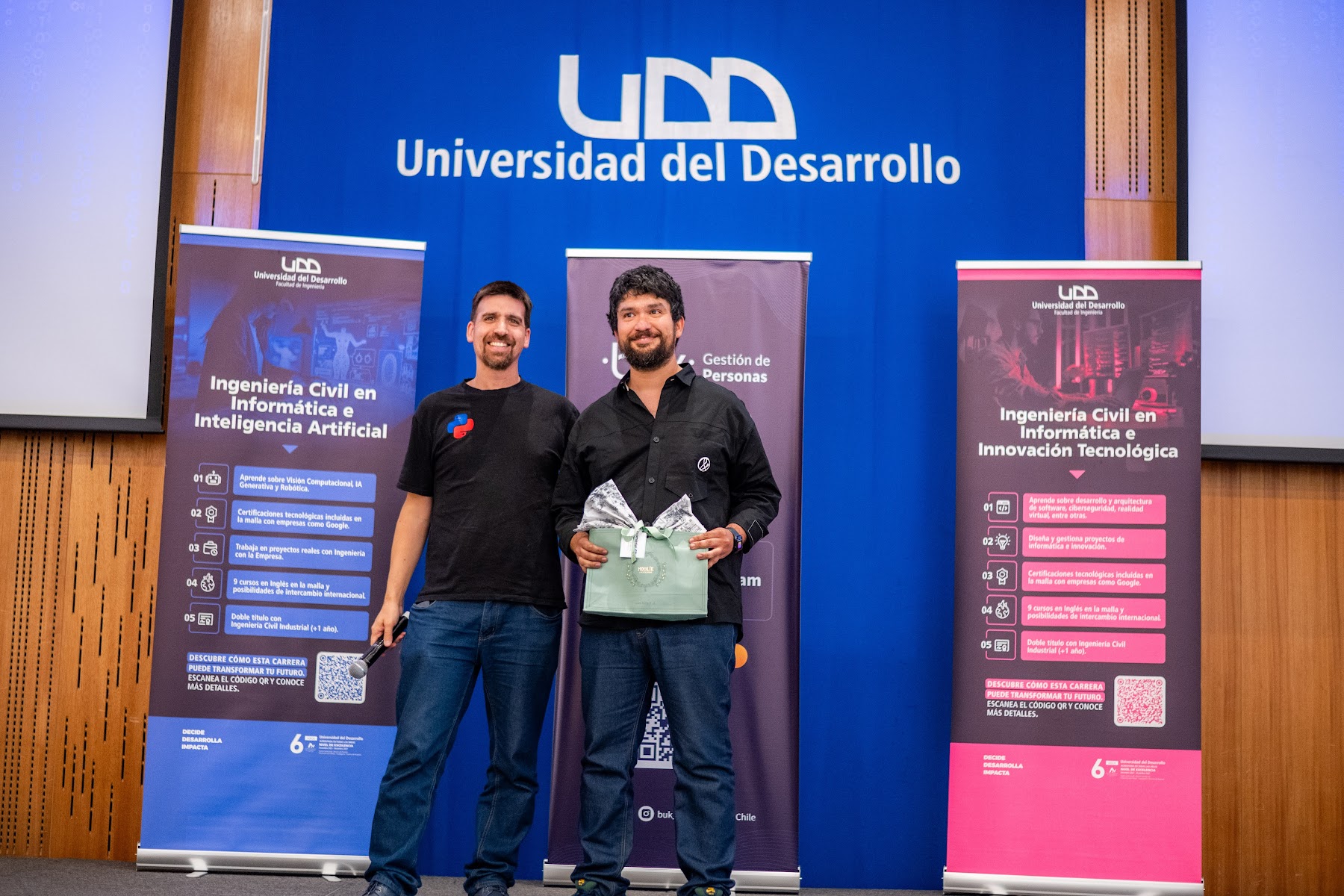 Foto 82 de Conferencia IADevs 2025 Santiago