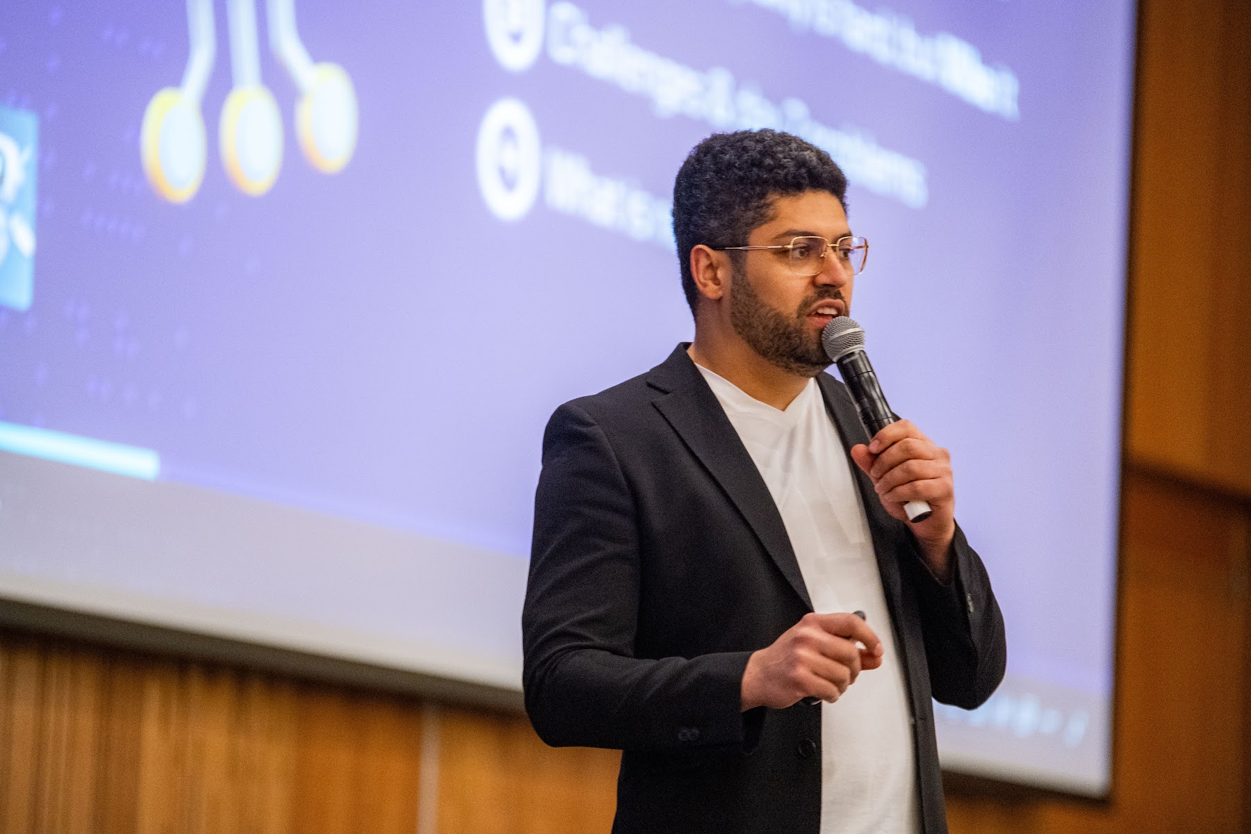 Foto 86 de Conferencia IADevs 2025 Santiago