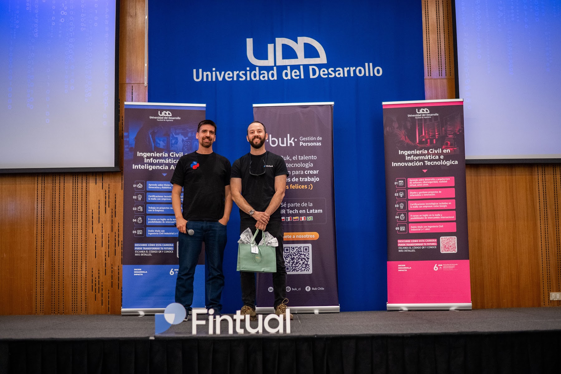 Foto 111 de Conferencia IADevs 2025 Santiago