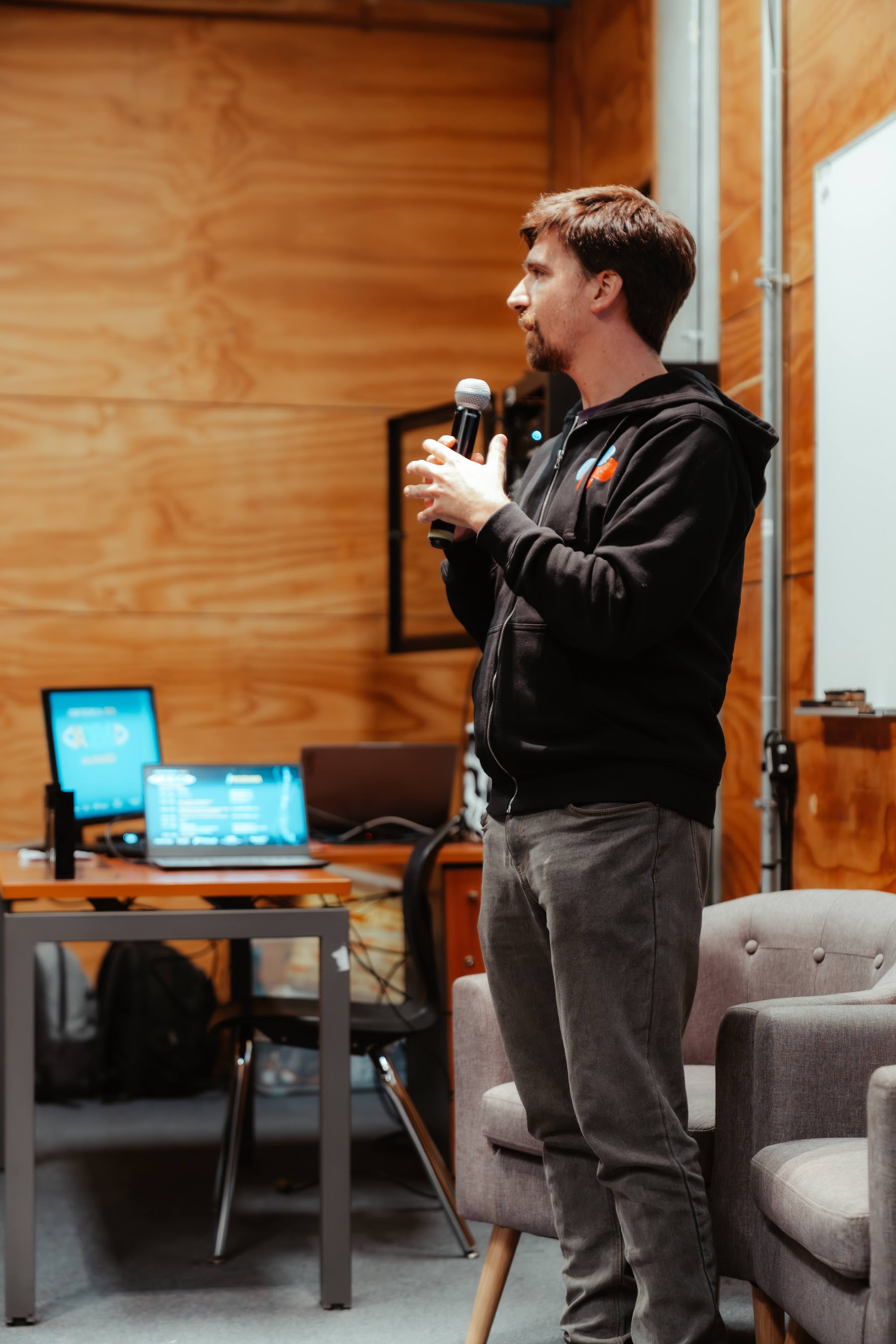 Foto 7 de Conferencia IADevs 2025 Valparaíso