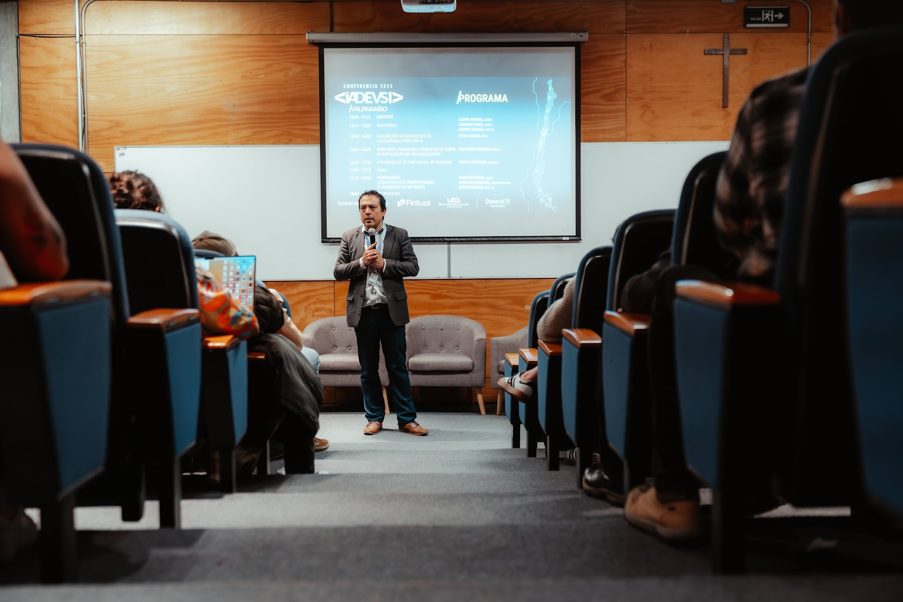 Foto 11 de Conferencia IADevs 2025 Valparaíso
