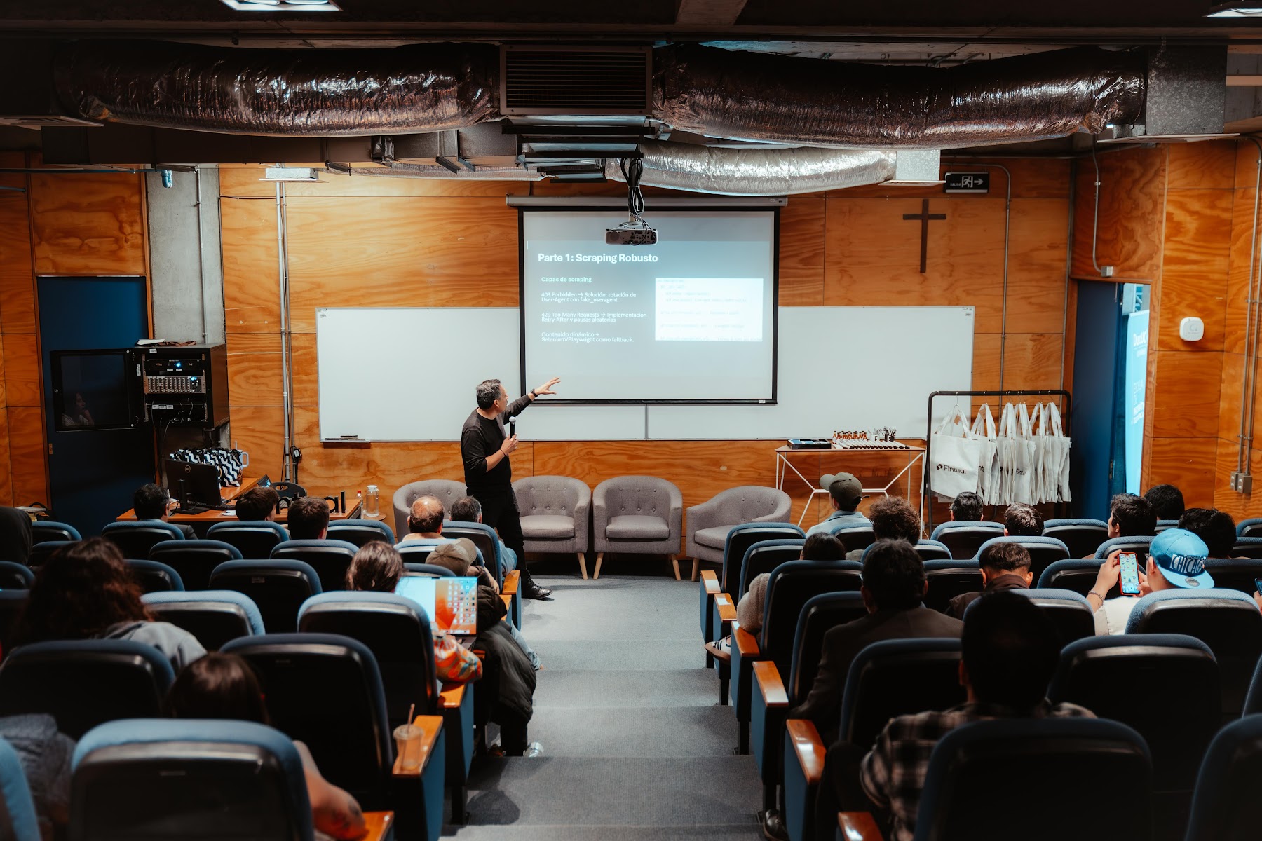 Foto 18 de Conferencia IADevs 2025 Valparaíso