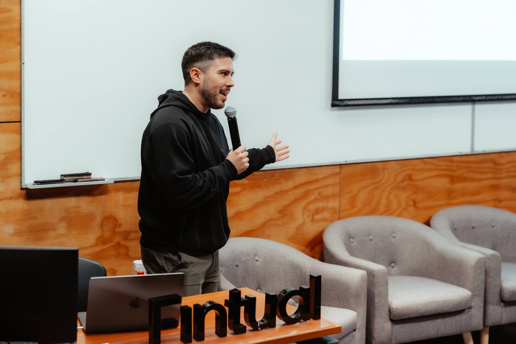 Foto 30 de Conferencia IADevs 2025 Valparaíso