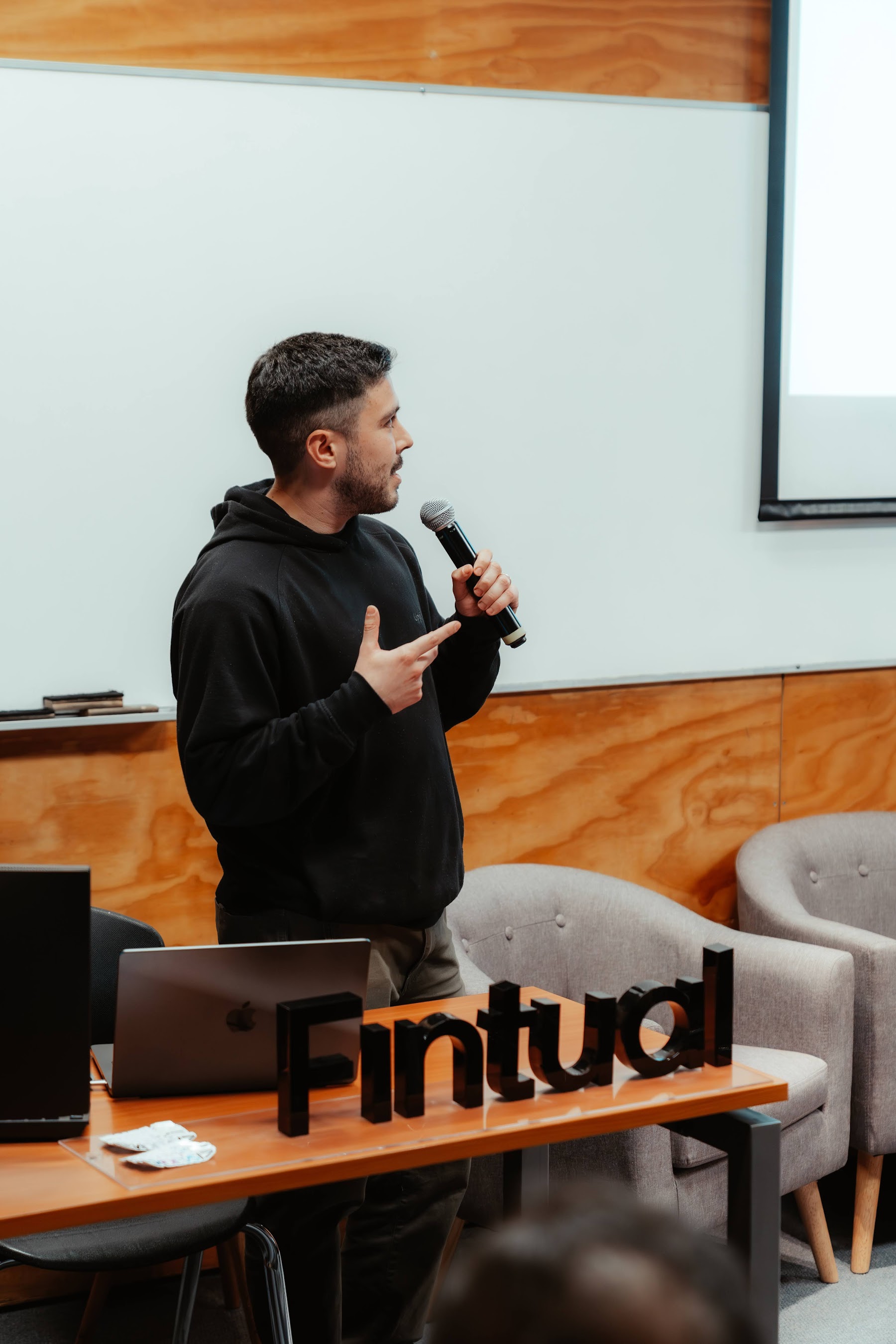 Foto 31 de Conferencia IADevs 2025 Valparaíso