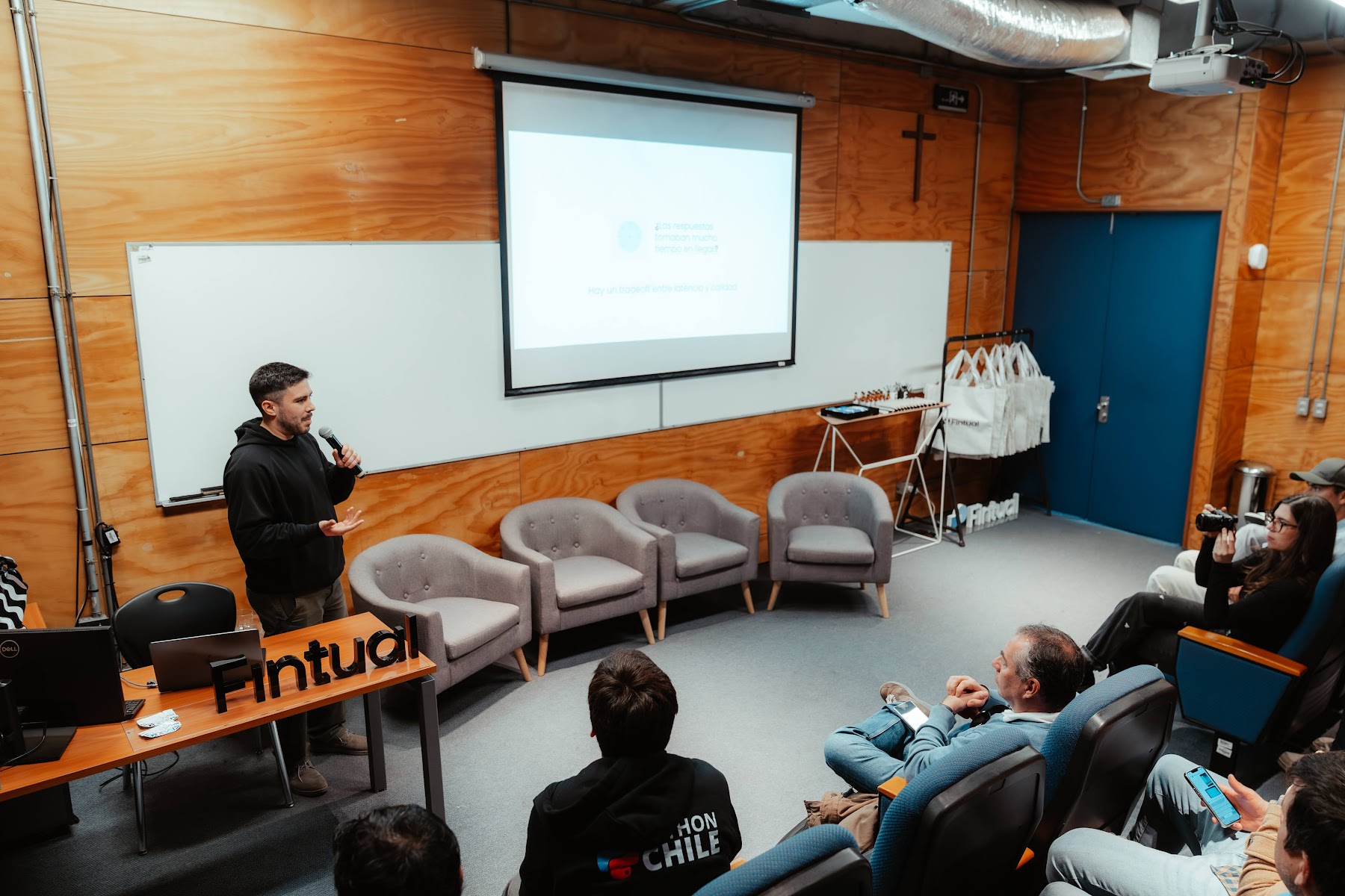 Foto 33 de Conferencia IADevs 2025 Valparaíso