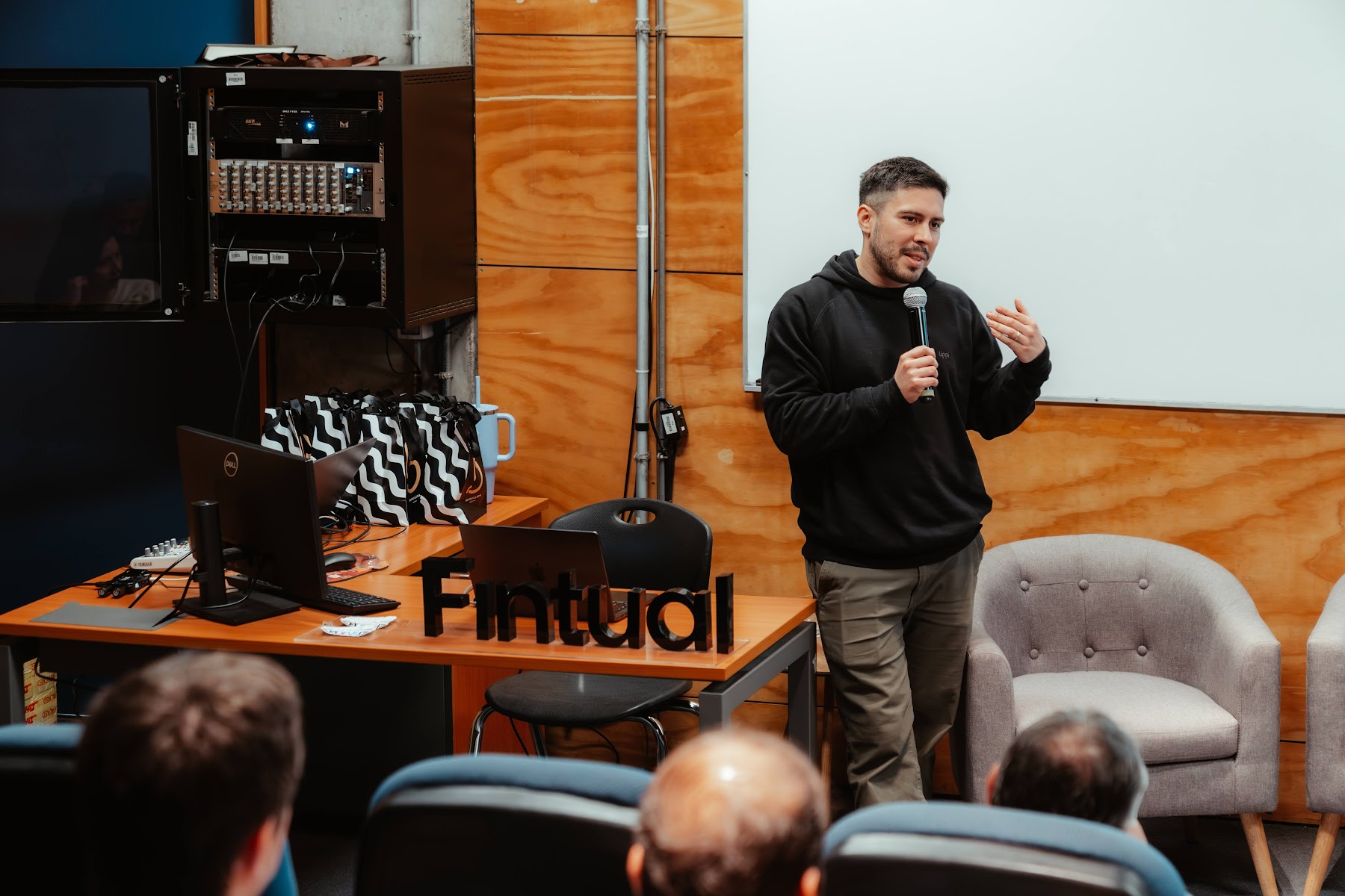 Foto 42 de Conferencia IADevs 2025 Valparaíso