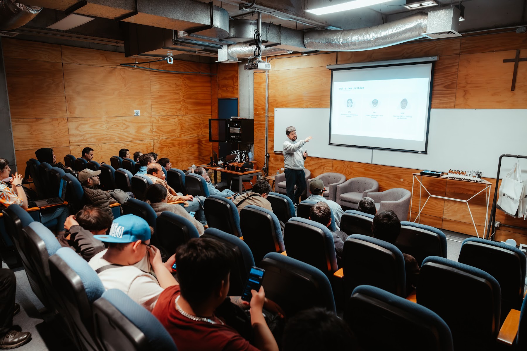 Foto 56 de Conferencia IADevs 2025 Valparaíso