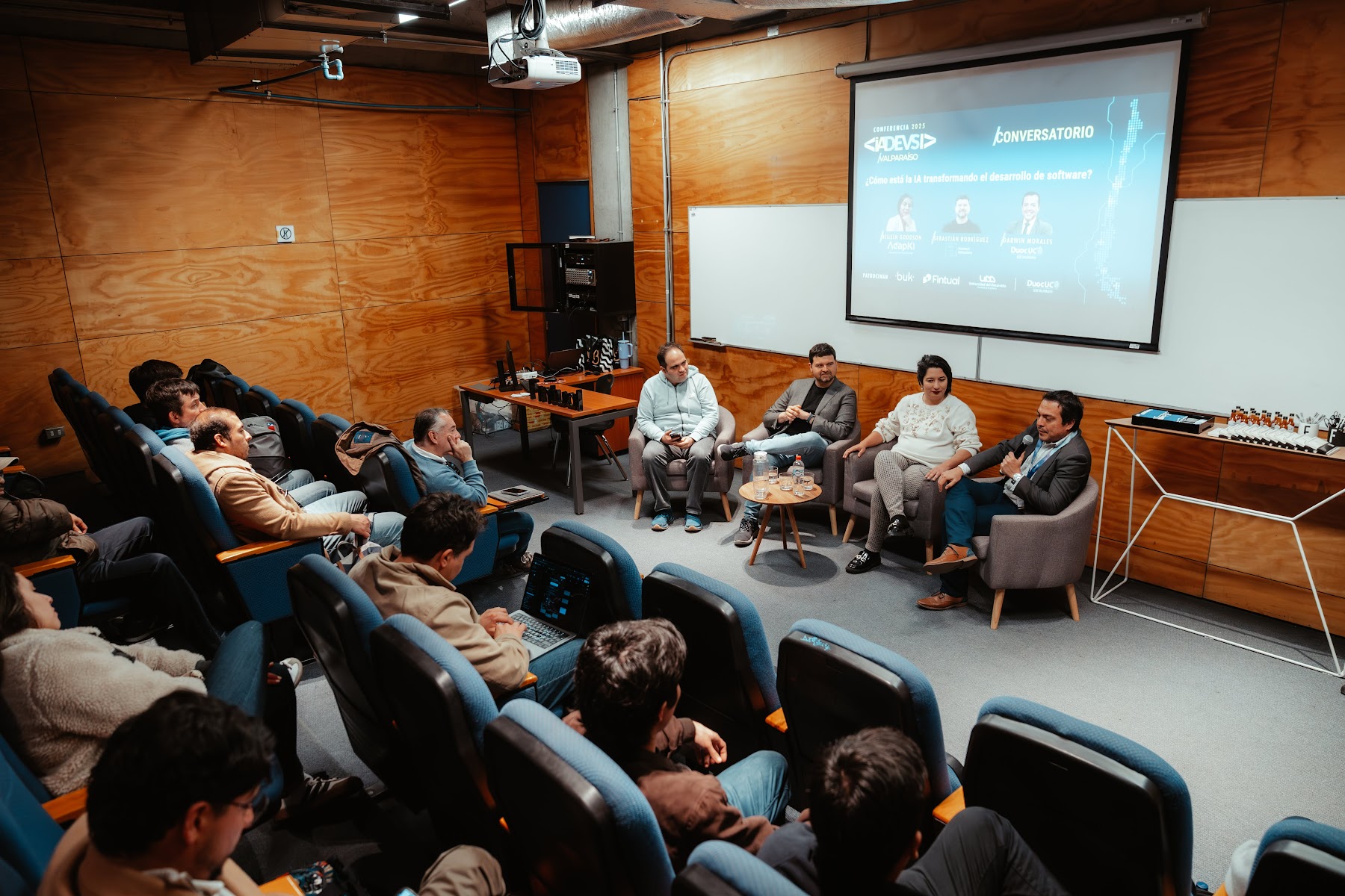 Foto 76 de Conferencia IADevs 2025 Valparaíso
