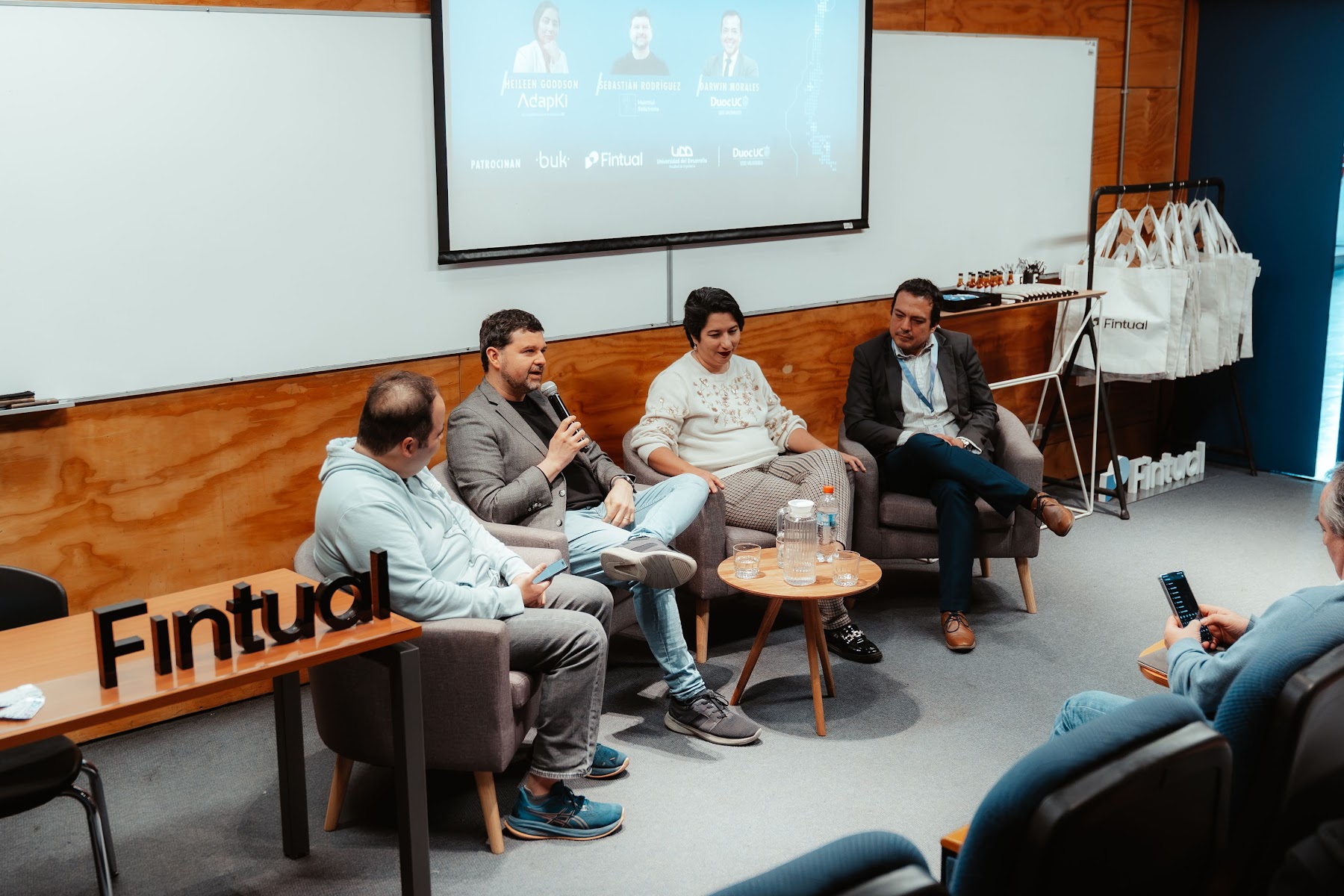 Foto 95 de Conferencia IADevs 2025 Valparaíso