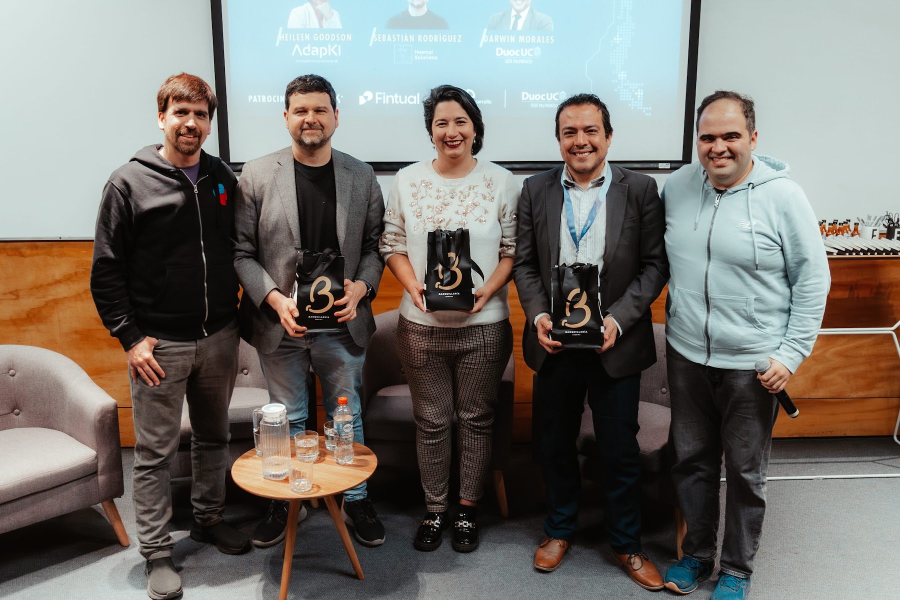 Foto 99 de Conferencia IADevs 2025 Valparaíso